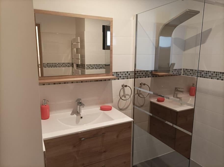 Appartement Caraman מראה חיצוני תמונה
